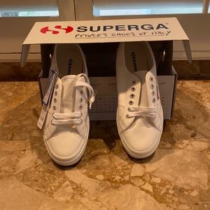 White Superga 2750 COTU CLASSIC. Brand new in box Womens 9